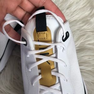 nike air dia icon clash